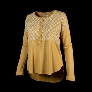 We the Free People Free Spirit Henley Long Sleeve High Low Tee Size Small EUC